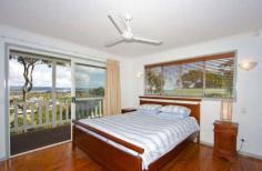  67B Rutledge Street Coolangatta Qld 4225 Beautifully presented Coolangatta home with panoramic ocean views of the
 Gold Coast, Kirra Beaches, the Hinterland and to majestic Mt Warning. 
Within walking distance to the beach, restaurants, boutique shops and 
cafes of Coolangatta and Kirra and only 5 minutes to the Gold Coast 
International and Domestic Airport. 
 
The two large private balconies are perfect for entertaining friends and family or relaxing and enjoying the magnificent views. 
 
SPECIAL FEATURES 
 
Large fully fenced family friendly yard surrounded by low maintenance landscaped gardens 