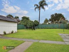 11 St Albans Rd Schofields NSW 2762 OPEN FOR INSPECTION : SATURDAY 30th AUGUST 1.00 to 1.45 PM FANTASTIC OPPORTUNITY - FIRST HOME OR INVESTMENT IN A RAPIDLY GROWING AREA This
 well presented home is situated on just under 640m2, on a nicely 
landscaped block. It is an easy walk to local schools, shops and only a 
short distance to the upgraded train station. - Three bedrooms with an oversized master bedroom - Separate lounge and dining - Functional eat-in kitchen - Air-conditioned throughout - Double (tandem) garage - Easy walk to Schofields Public School - A short distance to Rouse Hill Town Centre - Walk to buses and railway station - 638m2 block - nicely landscaped - North facing large backyard - Currently leased Centrally
 located to all amenities, this home is ideal for the first home buyer 
or investor looking to capitalise in one of the most evolving suburbs in
 Sydney.   Property Snapshot Property Type: ResidentialHouse Features: Air-conditioning Close to schools Close to Transport