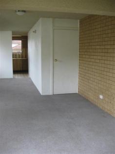  1/4 Wyangarie St Kyogle NSW 2474 BRING ME OFFERS ON KYOGLE 2 BR RENOVATED UNIT(S) Looking for a great renovated 2 bedroom brick & tile unit in Kyogle yet handy to shops, schools, hospital, golf & bowls? Individually strata titled in a block of 6, each unit has a carport to the side of the property & courtyard & clothesline area to the rear of the unit. Each unit also has a private courtyard entry. Ideal to live in or as a rental investment but hurry the Vendor is keen to clear his stock in order to move on to another project. 