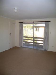  5/8 James Street Rangeville QLD 4350 This High set 2 Bedroom Unit is located within 200 m of range Shopping Centre. Walking distance to Picnic Point and restaurants. Open plan Lounge/Dining/Kitchen, Both Bedrooms have robes. Car parking under. 