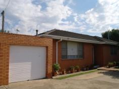  2/5 Perth St Benalla VIC 3672 Beautifully presented 2 bedroom unit with lock-up garage handy to C.B.D. Reverse cycle split system air conditioner & gas heater to spacious Living area. Phone now to arrange an inspection at a time to suit ! Read more at http://benalla.ljhooker.com.au/67HFKS#sMIvDIHZpMs3hmXR.99 