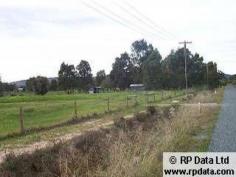  266 KENWICK ROAD Maddington WA 6109 PRIME LAND - being rezoned Industrial Commercial 4.17 HA (41733 sqm) PRIME LAND BEING REZONED INDUSTRIAL COMMERCIAL IN PRECINCT 1 - $ 125 sqm. DO NOT MISS THIS OPPORTUNITY !! FOR DETAILS - PLS CALL DES LEO 0407 440 585 View Sold Properties for this Location View Auction Results General Features Property Type: Residential Land Crossover: none Land Size: 4.17ha (10.31 acres) (approx) Price per acre: $484,966 