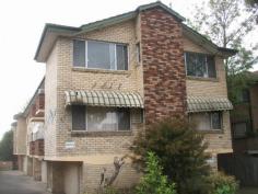  10/57 NORTHUMBERLAND ROAD Auburn NSW 2144 LOCK UP GARAGE Most Appealing Top Floor 2 Bedroom, only a short walk to train & shops. Large living area, Modern Kitchen, tiled Bathroom, Internal Laundry, Balcony, rented for $380.00 per week to excellent. Suit Wise Investor, First Time Offered General Features Property Type: House Bedrooms: 2 Bathrooms: 1 Outdoor Features Garage Spaces: 1 Balcony Other Features Internal Laundry, Close to shops, Close to transport 