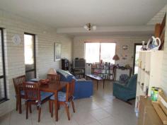  6/13-15 Wybalena Crescent Toormina NSW 2452 Well appointed 2 bedroom townhouse positioned in a quiet complex. Easy care floor tiles used in living areas, walk in robe, own yard & single garage. Boambee Beach & Toormina Centro shopping entre are closeby and our long term tenant is keen to stay. Rates $2037.71 Strata $2606 p.a 