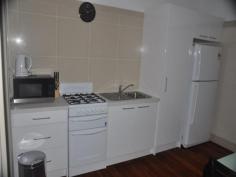 779 Main St Kangaroo Point QLD 4169 •	2 Bedroom Unit 
•	Fully Furnished 
•	Bills Included 
•	TV in room 
•	Close to Everything 
•	Internet Provided as a courtesy 