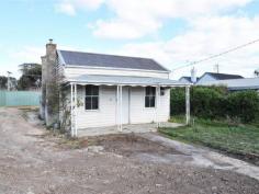 1/53 Victoria Street EAGLEHAWK Vic 3556 $139,990 Set close to Eaglehawk CBD and looking straight down Canterbury Street 
with water views of Lake Neangar this is a fantastic opportunity to have
 access to everything that Eaglehawk has to offer. Lot 1 is 
approx 314sqm with an early 1900's weatherbord requiring a full 
renovation from top to toe or possible demolition (STCA). Standing at 
the front of the home you can see clear water views down Canterbury 
Street and you are surrounding with a street full of old world charm. Lot 3 is a vacant allotment set on 340sqm approx facing Oak street with a private entrance. Price: $125,000 Lot 4 is a vacant allotment set on 301sqm approx facing Oak street. $129,000 Within
 walking distance you have Schools, shopping, medical facilities, Lake 
Neanger, Eaglehawk Aquatic Centre and the local football oval. Offering
 plenty of value to the person wanting inner city living or the 
opportunity to apply their skill to a full renovation.						 