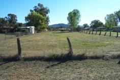  Bingara, NSW 2404 level Building Block overlooking golf course. All amenities, power, water, sewerage. Back Laneway access 