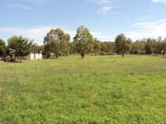 Warialda 2 building blocks Flat to slightly undulating Approximately 1940m2 Front & rear Access All facilities available 