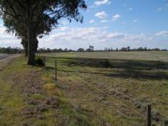  CA71 Eucy Road Korong Vale Vic 3520 This 20 acres (8.079 ha) attractive block 
has all the benefits you need for a getaway weekender. The pasture land 
is slightly undulating with mature gum trees and good grazing land. 
Surrounding area is native bush forest. This private block has a 
catchment dam in the north east corner plus a lockup shed and caravan 
for overnight stays. Poly water tank, shower/toilet GI building, 
additional small machinery storage shed, BBQ and a fire pit for camping.
 The property is fenced and has a good all weather access road and is 5 
mins to the little township and pub or 15 mins to Boort and Wedderburn 
and also 45 mins to Bendigo. Rates $475 p.a. 
 
 Read more at http://bendigo.ljhooker.com.au/VHM8#HjqXA9zd5e9g8qos.99 