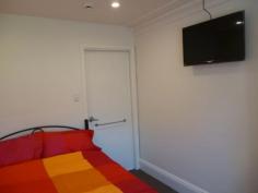  Room 6 /213 Cleveland Street, Redfern NSW 2016 $285.00 for a single person and $315.00 for two people Furnished room with Double Bed, fridge and microwave. Sheets and towels supplied Desk Wardrobe Shared kitchen 3 Shared bathrooms Shared out door area Property Manager: Shane 04 500 700 15 Lease: Min 3 months, cheaper if longer lease Available: 7th November Viewings: By appointment, please email 