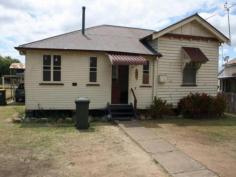  28 McEvoy Street Warwick QLD 4370 Investor Alert Excellent renturn Currently rented @ $250 per week and tenants would sign a 12 month lease. 3 bedrooms plus sleep out timber home located about 1 klms to centre of town and yes its flood free on the Southern Downs Regional Council Flood map. easy walking distance to parks and sports fields easy conversion to 4 bedroom reliable tenant recent bathroom renovation and new stove Managed by the only 7 day per week property managers in Warwick 24 hours notice required to inspect as tenants in place Sensational return on investment General Features Property Type: House Bedrooms: 3 Bathrooms: 1 Land Size: 521 m² (approx) Price per m²: $363 Indoor Features Living Areas: 1 Toilets: 1 Study Broadband Internet Available Pay TV Access Outdoor Features Carport Spaces: 1 Garage Spaces: 1 Balcony $189,000 