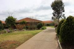  3-21 Incarnie Crescent, Wagga Wagga NSW 2650 Great Investment Or Retirement Opportunity Well maintained unit in a complex of three and strata managed  Fantastic location with walking distance to the CBD Offering two bedrooms with built ins  Single carport plus a courtyard  Potential rental return of $260/week 