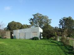 Lot 2, 35 Neates Road Campbells Creek Vic 3451 
 Showcasing views to the North, East and South, and situated in a very quiet location. 

 Offering a spacious, scenic building block of 1407m2 

 Features a large country shed (with power), incorporating a 
studio/garage, machinery shed and tool shed, plus a 23,000 litre 
capacity concrete water tank. 

 The Horse paddock featuring a graceful pink flowering gum tree, has 
access to small stable.There is Abundant bird life including 
kookaburras, eastern rosellas, king parrots, blue wrens and honeyeaters.
 Town water, mains power and sewer will be provided to the boundary. 

 All this just a short 5 minute drive to Castlemaine CBD and V Line Railway Station (providing hourly services to Melbourne). 

 Secure this Lifestyle Land and Start Building your Dream Home Today! 
 