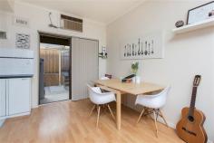  6/29 Norton Summit Rd Woodforde SA 5072 $275,000 Property Information Open Home Dates: Saturday 13 Jun 2:00 PM - 2:30 PM Beautifully presented 2 bedroom townhouse offering excellent living space with tree top views and a bright, sparkling, modern kitchen. Sliding doors lead to a small rear courtyard. The separate laundry and a toilet are accessed from the back verandah. Upstairs is the main bedroom (with walk-in robe), 2nd bedroom, and a full bathroom with a 2nd w.c. There is undercover off street parking for one vehicle. Décor is classy and up to date. Floating floors flow through the living areas, and bedrooms feature quality carpet. The property is peacefully located in a very leafy section of the foothills, close to all that Magill has to offer. Excellent shopping is just down the road. Good restaurants are nearby. It is only a few minutes from UniSA, Magill Primary School and Norwood Morialta High School.  A wonderful starter or investment. Currently let at $265 per week until 15/9/15. The house proud tenants love living here and would be happy to stay on, Don't delay - it will hurry out the door at this price. Floor Area 	 94 sqm Approx year built 	 1980 Property condition 	 Excellent Property Type 	 Townhouse House style 	 Conventional Unit style 	 Number of levels: 2 Garaging / carparking 	 Open carport Construction 	 Brick Joinery 	 Aluminium Roof 	 Tile Insulation 	 Ceiling Walls / Interior 	 Brick, Gyprock Flooring 	 Floating Window coverings 	 Blinds (Vertical) Heating / Cooling 	 Other (Window Unit) Electrical 	 TV aerial Property features 	 Smoke alarms Kitchen 	 Modern, Open plan and Upright stove Living area 	 Open plan Main bedroom 	 Double Bedroom 2 	 Single Main bathroom 	 Bath, Separate shower Laundry 	 Separate Views 	 Urban Aspect 	 West Fencing 	 No fencing Land contour 	 Flat to sloping Grounds 	 Tidy Water heating 	 Electric Water supply 	 Mains Sewerage 	 Mains Locality 	 Close to transport, Close to shops, Close to schools 