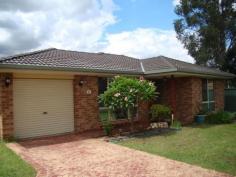  4 Paradise Cl Plumpton NSW 2761 $490  Great Family Home 4 Bedrooms main with ensuite Large lounge room plus family room opening to covered pergola area Modern kitchen, Separate dining. Air conditioned.Single garage Close to all amenities 