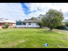  19 Adam Rd, Ravenswood WA 6208 * 3 bedroom, 1 bathroom cottage only one street back from the Murray River * Views over neighbouring farmland from the front porch * Approx 1002m2 block * Side access to a large powered shed 