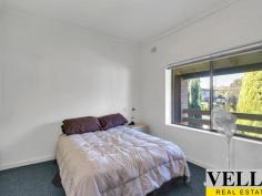  7/169 Kensington Road Kensington SA 5068 *** Open Inspection Saturday 7 October 2017 1:00pm - 1:30pm *** This upstairs unit is positioned away from the main road. Offering:  - 2 Good sized bedrooms (both with built-in wardrobes)  - Neat kitchen/dining  - Lounge room  - Spacious bathroom with provisions for a washing machine  - Neutral decor throughout  - Split system air-conditioner Currently leased until 11 April 2018 at $250 per week. Features Air Conditioning Split-System Air Conditioning Built-in Wardrobes Dishwasher 