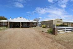  10B Wiseman Street Castletown WA 6450 With rentals in short supply, it would be an ideal time to invest in this 2 bedroom, 1 bathroom unit in Castletown. Only minutes from Castletown Quays this cosy unit features a tile fire, R/C aircon, large, sectioned backyard, protected, semi-enclosed patio, garden shed, water tank and carport UMR. 