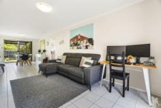 2/10 Gearside Street, EVERTON PARK QLD 4053 - Madeleine Hicks Real Estate Brisbane
