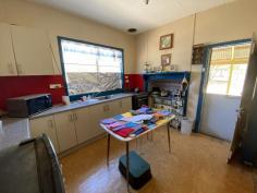  1 Aitken Rd Koorda WA 6475 $39,500 Private 2195m2 setting on the edge of town – 1930 Fibro/Iron home 3 Bed – Renovated kitchen with wood fire metters stove – front and rear porch External wet area – 4 Airconditioners But for $39 500 we have already allowed for improvement costs. It’s a Bargain! 