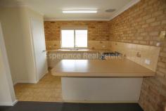  6A Travers Avenue Nulsen WA 6450 $275,000 If you’re in the market for your first home then look no further than this double brick strata unit conveniently located close to schools. Providing 2 bedrooms with Built in robes, semi-ensuite and open plan living. Reverse cycle air-conditioning and stainless steel freestanding stove. Screened, rear deck overlooking the low maintenance yard. Garden shed and single carport. 