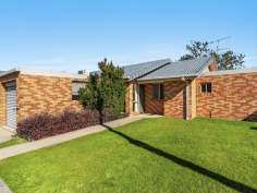  5/6 Jordan Ln Casino NSW 2470 $328,000 This perfectly situated 2 bedroom unit is just a stones throw away from the town center. Perfect for the first home buyer investor or downsizers. No steps and low maintenance is the key.  Currently rented with good tenant in place returning $360.00 per week. 2 good size bedrooms has built-in robes and ceiling fans Reverse cycle air conditioning and ceiling fan in the open plan living Modern functional kitchen with plenty of cupboard and bench space Refreshed main bathroom has a shower & toilet, separate laundry Internal access from the single auto lock up garage, extra car spaces Concreted back area, storage shed 