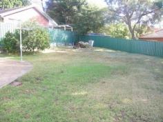 109 Georges River Road 3 Bedroom home * Separate dining and family room * Level yard * Single garage * Handy location   