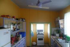  6 Queen Street  Dallarnil QLD 4621 File 3090 - Bargain $115,000 * 2 bedrooms + Sleepout  * Ceiling Fans * 6mx 6m shed  * primary school  * 1303m2 allotment. Property Details Bedrooms 		 2 Bathrooms 		 1 Garages 		 2 Land Area 		 1303 m2 