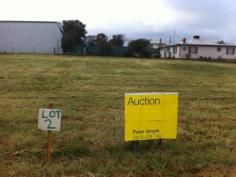  LOT 2 Iris St Murrumburrah NSW 2587 BUILDING BLOCK AUCTION Land - Property ID: 741698 GUIDE ABOVE $25,000 Great level block all services. Build your dream home now. Contact agent Peter Smyth 0419428740   Email Alerts Features  Land Size Approx. - 803 m2 