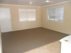  2/99 Opal St Emerald QLD 4720 2 Bedroom Unit close to town 2 bedroom unit centrally located with large open plan living area. Both bedrooms have built in cupboards, ceiling fans & air conditioning. Bathroom & laundry combined & under cover carport. Lawn maintenance included.            