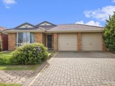  7 Cyclamen Ave Para Hills West SA 5096 LOVELY COURTYARD HOME ON APPROX 420 SQM Inspection Times: Sat 13/09/2014 11:00 AM to 11:30 AM * 	 3 bedrooms (main with ensuite & walk-in robe)  * 	 Formal lounge  * 	 Family/dine  * 	 Ducted evaporative cooling  * 	 Magnificent rear pergola for entertaining  * 	 Double carport under the main roof  * 	 Low maintenance gardens  * 	 Make ideal investment or first home  * 	 Close to schools, shops & transport  