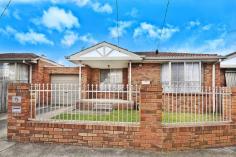  28 Druitt St Oakleigh South VIC 3167 Sale by AUCTION   Saturday 11 October at 12:00PM Add to calendar  Share Save  Print  2222Price Guide: Contact agent for details   |  Land: 0 sqm approx 	  |  Type: House  |  ID #129073 Barry Plant Oakleigh T 03 9568 3388 EMAIL OFFICE Kelly Evagora T 03 9568 2555  |  M 0415 323 507 EMAIL AGENT 