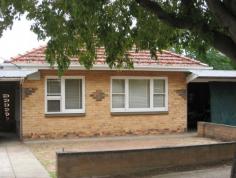  1/3 Prince Ave Blair Athol SA 5084 TO LET One bedroom single storey home unit in a small group of 4. Built-in wardrobe to the bedroom. Car park and common garden area at the rear. No pets. Call Tim Alder on 0418 859 255. Property Details Listing Price: $200pw ($869pcm) Address: 1/3 Prince Avenue Suburb Blair Athol State: SA Post Code: 5084 Bedrooms: 1 Bathrooms: 1 