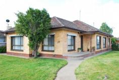  123 Archer St Shepparton VIC 3630 Internet ID 306894 Property Type House Features Alarm, Heating - gas, Workshop, Fully fenced, gas hot water service Classic CharmBuilt in the days when homes were built to last a life time is this cream brick beauty. Built in 1961 the home stands proud with beautiful street appeal, offering 3 bedrooms, 2 living areas, Tasmanian blackwood kitchen, separate meals area, gas heating, gas cooking, private & secure rear yard, single garage, single carport, store room with sink & gas cooking, garden shed & fernery 