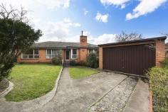  3 Arran Ct Glen Waverley VIC 3150 Property Information Auction Date:Saturday 11 Oct 1:00 PM (On site)Open Home Dates:Thursday 18 Sep 1:00 PM - 1:30 PMSaturday 20 Sep 11:00 AM - 11:30 AMSet in a quiet and convenient court location on a large 766m2 (approx) allotment, this home offers you the opportunity to buy as an investment property, knock it down and build your dream home or do some renovating and move in - the choice is yours! The original 3 bedroom home has formal lounge and dining rooms, bathroom with separate shower and 2 toilets, kitchen with walk in pantry and meals area and a large family room with timber hardwood flooring and wood heater. Outside is double garage plus 2 sheds set within a neat garden. Situated close to quality schools, shops (The Glen & Burwood One) and public transport (Syndal and Glen Waverley stations). Inspection is a must so don't miss out on this classic Glen Waverley property.  Land Size 	 766 sqm Approx year built 	 1960 Property condition 	 Renovator Property Type 	 House Garaging / carparking 	 Double lock-up Construction 	 Brick veneer Walls / Interior 	 Gyprock Window coverings 	 Drapes Heating / Cooling 	 Woodfire Chattels remaining 	 Drapes, Fixed floor coverings, Light fittings, Stove Kitchen 	 Original Main bedroom 	 Double and Built-in-robe Bedroom 2 	 Double and Built-in / wardrobe Bedroom 3 	 Double Laundry 	 Separate Workshop 	 Separate Views 	 Urban Aspect 	 South Fencing 	 Partial Land contour 	 Flat Grounds 	 Tidy Water supply 	 Town supply Sewerage 	 Mains Locality 	 Close to schools, Close to shops, Close to transport 
