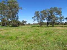 237 Broadwater Rd Dungarubba NSW 2480 Grazing or Sugarcane ... The Choice is Yours 
 Approx 155 acres of river flats ideal for grazing or sugarcane 
 
* Channel running through the middle for water and drainage 
 
* Scattered timber, boundary & internal fencing in fair condition 
 
* Approx.10 km to Broadwater & about the same to the beaches at Evans Head. 
 
This property offers someone a timely opportunity to enter the rural market 
 
 