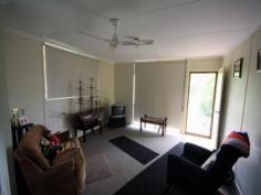  4/32 Tessmanns Road Kingaroy Qld 4610 Property ID: #2706962 GREAT LOCATION! 1 1 1 Unit 4 brings to you a place to retire or to have this property as an investment. Bunya Pines is a beautiful location that gives you the opportunity to live close enough to the CBD but also have the feeling of nature surrounding you.  This property offers you: -Spacious kitchen -Main bedroom with built-ins -Open plan living room -Dining area -Bathroom and separate toilet -Enclosed outdoor area -Single garage -Big laundry And much more! Call the listing agent for an inspection. 24 hour notice is required prior to inspection.   Inspection Times Contact agent for details 