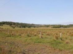 170A Lagoon Grass Rd Goonellabah NSW 2480 Approx 40 acres ... Town Water ...10 Minutes from Lismore. 
 
Combination of Flat grazing land with a creek as well as an elevated 
building site with fantastic views over mountains to the north west and 
the lights of Lismore. 
 
Imagine ... coming home after a hard days work, turning up the private 
lane towards the home of your design ... Now is time to enjoy the rest 
of your life. 
 
Do not delay ... Owners have reduced the price and want it sold. 