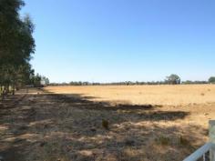  437 Government Rd Harvey WA 6220 6.54 Hectares 
 Approx. 16 acres, lovely property with 54 Meg water allocation, hay shed, bitumen road frontage. 
 
   Read more at http://harvey.ljhooker.com.au/1GHFEW#UIzLtMQVmxtx3QHu.99 