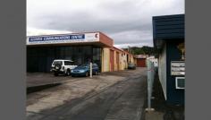 2/94 Auburn Street, Wollongong, NSW 2500 $280,000 Plus GST Auburn Street Warehouse High ceiling warehouse in small complex. Approx 143m2 plus 2 car spaces. 