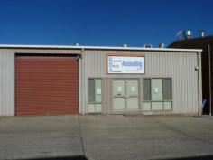  11/259 Princes Highway, Ulladulla NSW 2539 COMMERCIAL OPPORTUNITY 
 Excellent Business/Commercial Unit in high traffic light industrial 
estate perfect for a wide range of uses including bulky goods, building 
supplies, light industry and distribution. Flexible layout complete with
 reception/office and storage mezzanine. 
 
Features include: 
 
* High roller door/garage 
* Air con and alarm 
* Kitchen and staff area with rest room 
* Sunny reception area 
* 2 offices 
* 114m2 ground floor and 80m2 mezzanine storage 
 
Just vacated ready for owner occupier or re-let as a commercial investment. 
 
   
