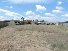  13 Iceberg Court Warwick Qld 4370 This 823m2 building block situated in Mulberry Ridge Estate with 
underground power, townwater, phone and sewerage. One of only a few 
vacant blocks left in the Estate. Inspect today !!!! 