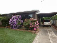  34 Coad Street, ARARAT VIC 3377 $259,500 Renovated 3 bedroom home on 514m2 with low maintenance gardens All bedrooms with built in robes Open plan kitchen/dining/living Kitchen with both gas heating and R/C heating & cooling Beautifully maintained gardens and artificial grass 