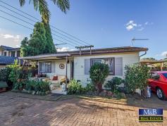  13 Earle Street Doonside NSW 2767 â€¢ 	 Big block of land- over 900sqm â€¢ 	 Walk to Station, Shops, Schools & Church â€¢ 	 3 Bedroom House with deck/ veranda â€¢ 	 Big front and back yards to play or party â€¢ 	 Parking for 3 or more cars â€¢ 	 Beautiful palm trees  â€¢ 	 Potential to build another home/Granny (STCA) Features DeckFencedVerandahElectric stoveOvenElectric hot water system Property Details Bedrooms 		 3 Bathrooms 		 1 Garages 		 1 Car Ports 		 2 