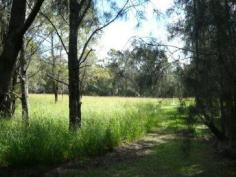  Hallidays Point, NSW 2430 2.41 ha (5.96 acres) 
- Tar sealed road 
- Excellent homesite 
- Minutes to several popular beaches 
- All services 
 
Rarely available at this price. 2.41 hectares (5.96 acres) situated amongst quality built homes. 
 
Tar road frontage and bounded by The Lakes Way. Just minutes away from 
popular beaches such as Diamond Head, Readhead and the main shopping 
centre of Forster / Tuncurry. All services to the block and school bus 
at the door. Owner open to offers. 
