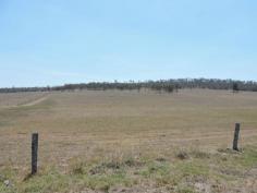  6 Lonsdale Road Sladevale Qld 4370 This quality 10 acre lifestyle building block situated only 5 mins form 
Warwick. New fencing, townwater, power and phone past gate. Excellent 
building sites with views to the mountain ranges. 