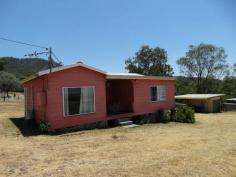  7 Spring Street Tambar Springs NSW 2381 $130,000 2 bedroom, 1 bathroom hardiplank home set on 2023m2. Elevated position with fantastic views of bushland and farming country. Single lock up garage, chook pen and a short down hill walk to the local pub and shop. 