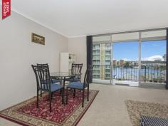  7/24 Castlebar Street Kangaroo Point Qld 4169 LOCATION 7/24 Castlebar Street Kangaroo Point QLD 4169 DETAILS ID #: 0000242828 Price: UNDER OFFER Type: Unit Bed: 2    Bath: 1    Car: 1     Building Size: 92 sqm (approx 2 BED APARTMENT WITH RIVER VIEWS! This centrally located apartment is just a stones throw away from the river and less than 2kms away from the city. This larger than average unit briefly comprises: * 2 good sized double bedrooms with built in wardrobes * Modern fitted kitchen * Spacious & modern bathroom * Large living area * Large private balcony with river views * Single lock up garage Join a friend or family member to start your property portfolio. Currently rented at $430/week. 
