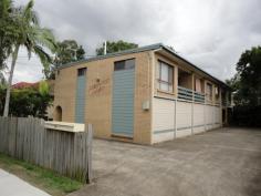  3/48 Hood Street Sherwood Qld 4075 Move In Now!!! Unit - Property ID: 753270 This fabulous 2 Bedroom unit is ready for a new owner and ideal as a rental or to live in. With a rental appraisal of $280 per week, this makes for a great return.  Being so handy to every conceivable service in Sherwood and Corinda, this is a truly unique opportunity to get such a well kept unit and make it your own. This brick unit has a large main Bedroom, tidy Bathroom and good sized second Bedroom, with a large open plan Kitchen/lounge room and nice balcony on the eastern side. With a massive lock up Garage, easy walk to either Corinda or Sherwood Train Station, Café and Shopping precinct, it doesn't get much better than this. Call right now to arrange a time to view or visit our open home 