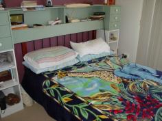  14 Oxford Crest Gardens Southside Qld 4570 $108,000 Neat As A Pin Unit - Property ID: 317180 Over at the Southside we have a one bedroom unit.  There is a built-in robe in the main bedroom, it has the convenience of a small courtyard off the bedroom. The unit has a modern kitchen with dining room/lounge room open plan combination. The unit is air-conditioned, the bathroom has a shower and toilet and the laundry is built in as well. It has carpet in the bedroom and lounge room, vinyl in the kitchen and tiles in wet areas.  
